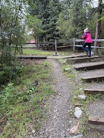 Pedestrian path from/to highway