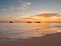 Sunrise on Three Sister’s Beach