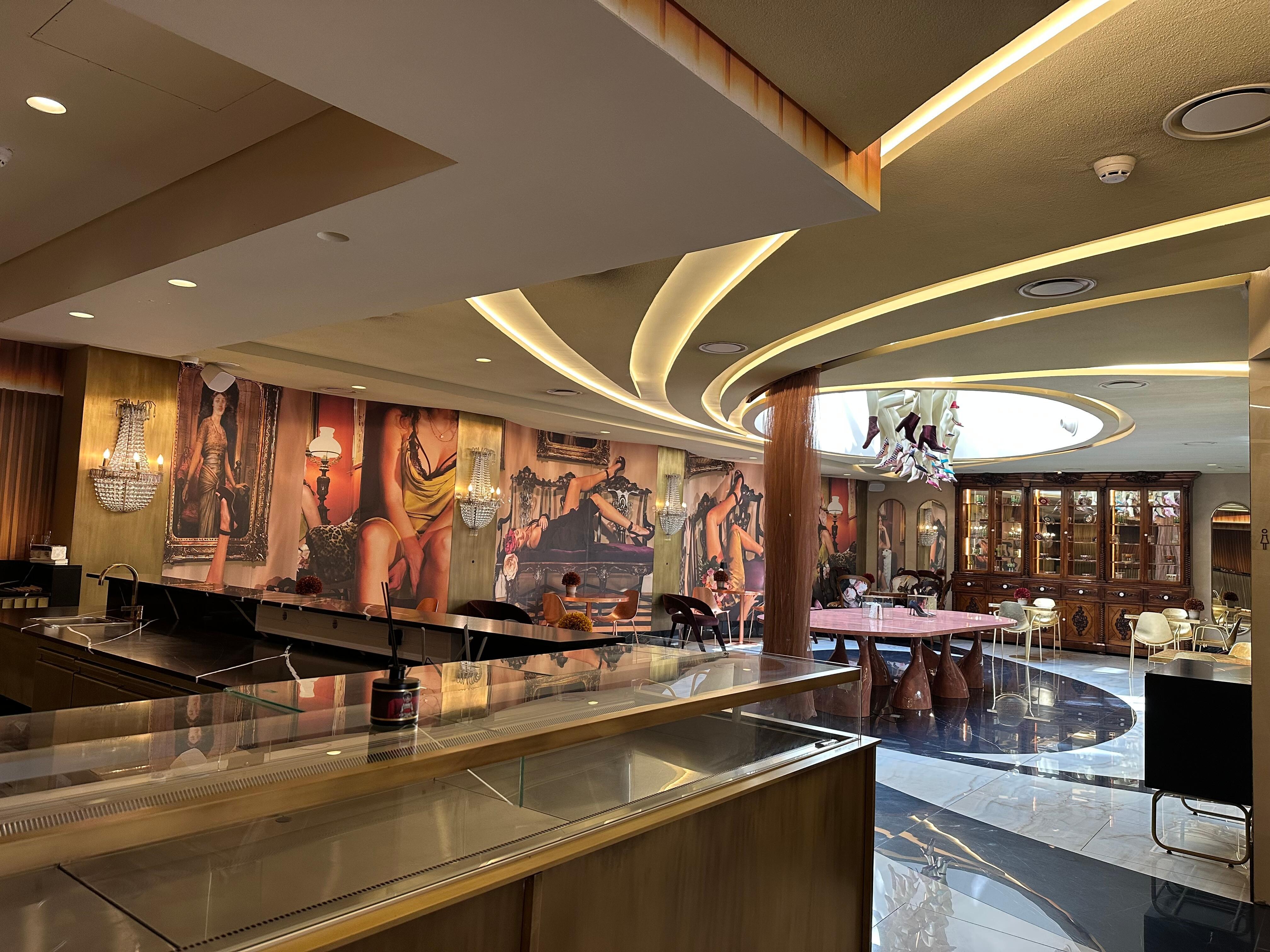 Elegant, fun and unique decor throughout the hotel, as shown in the breakfast room.