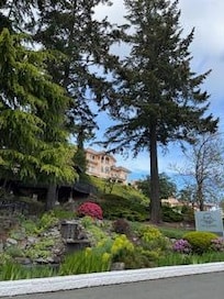 Driving into the resort