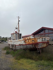 An old retired fishing boat.