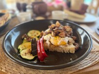 Poached eggs with Octopus