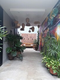 Entrada muito bonita.