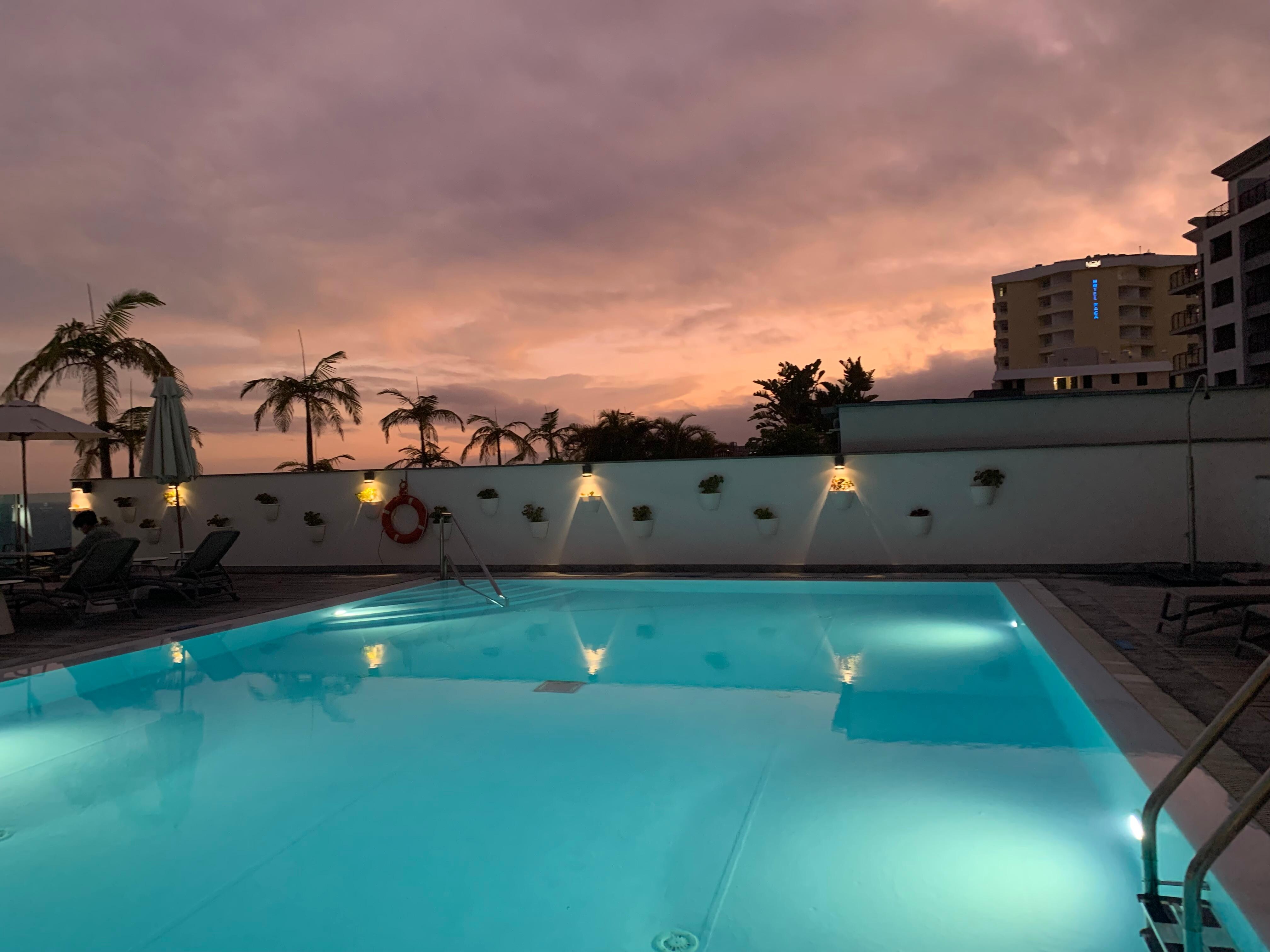 Hotel pool