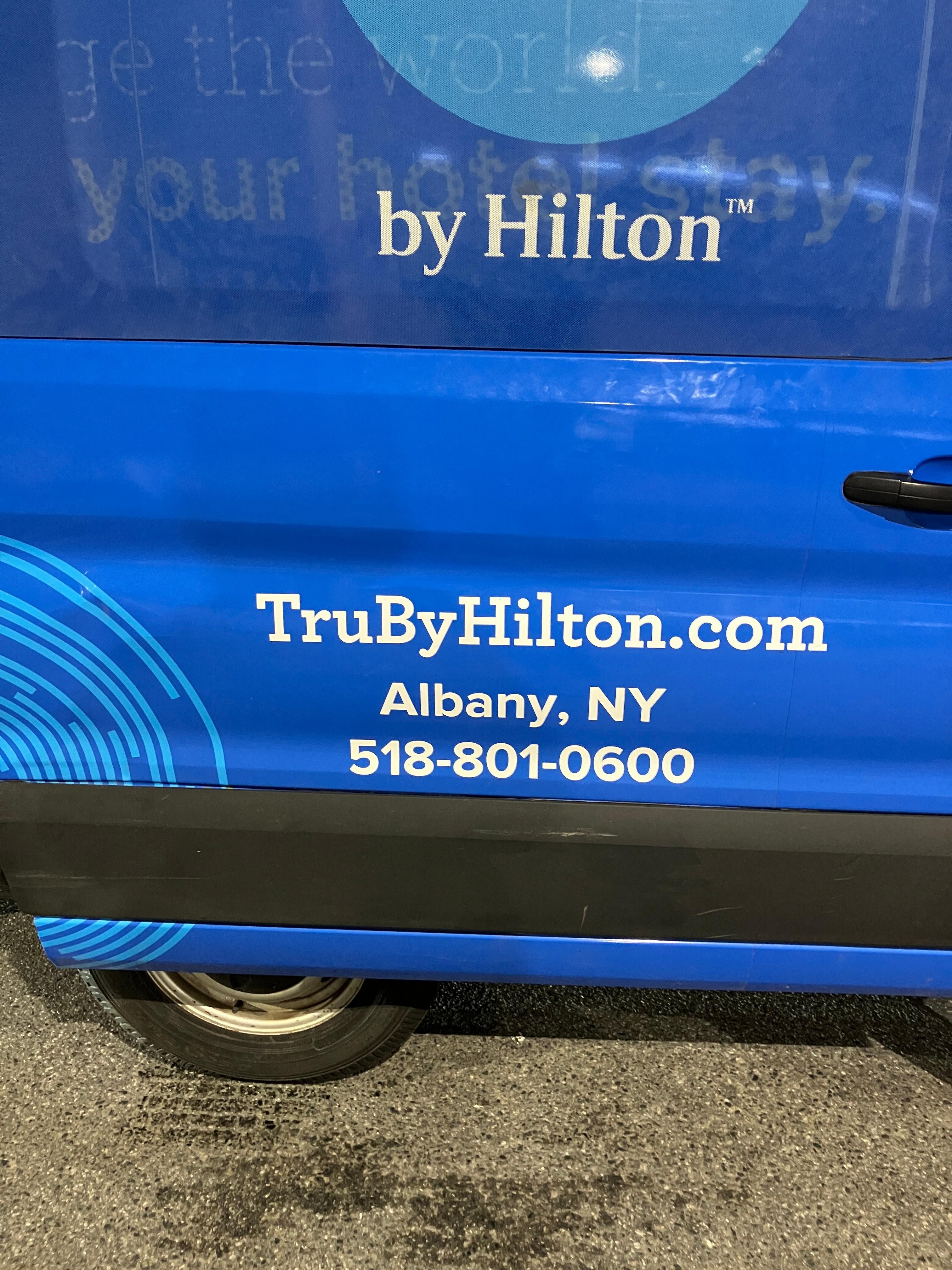 Fast & easy shuttle to/from airport. 