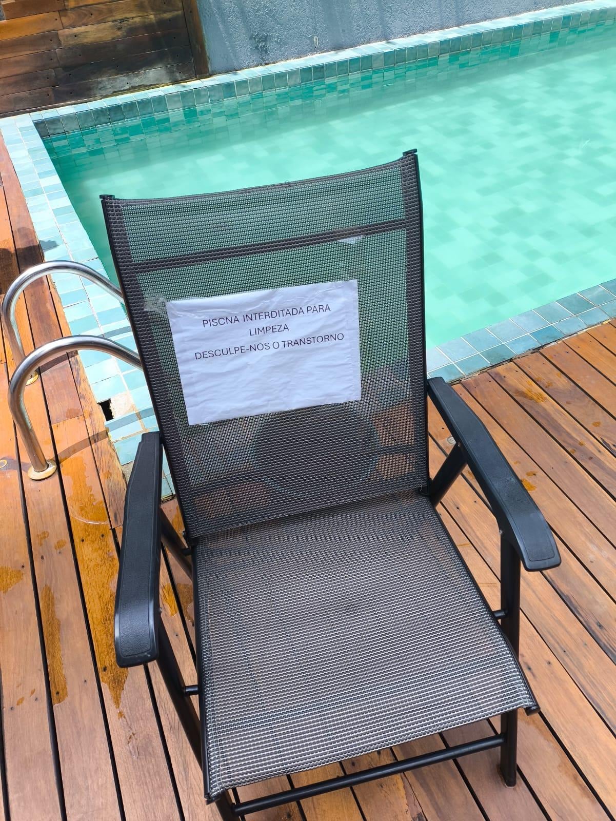 Piscina interditada dos dias 27 a 31/12