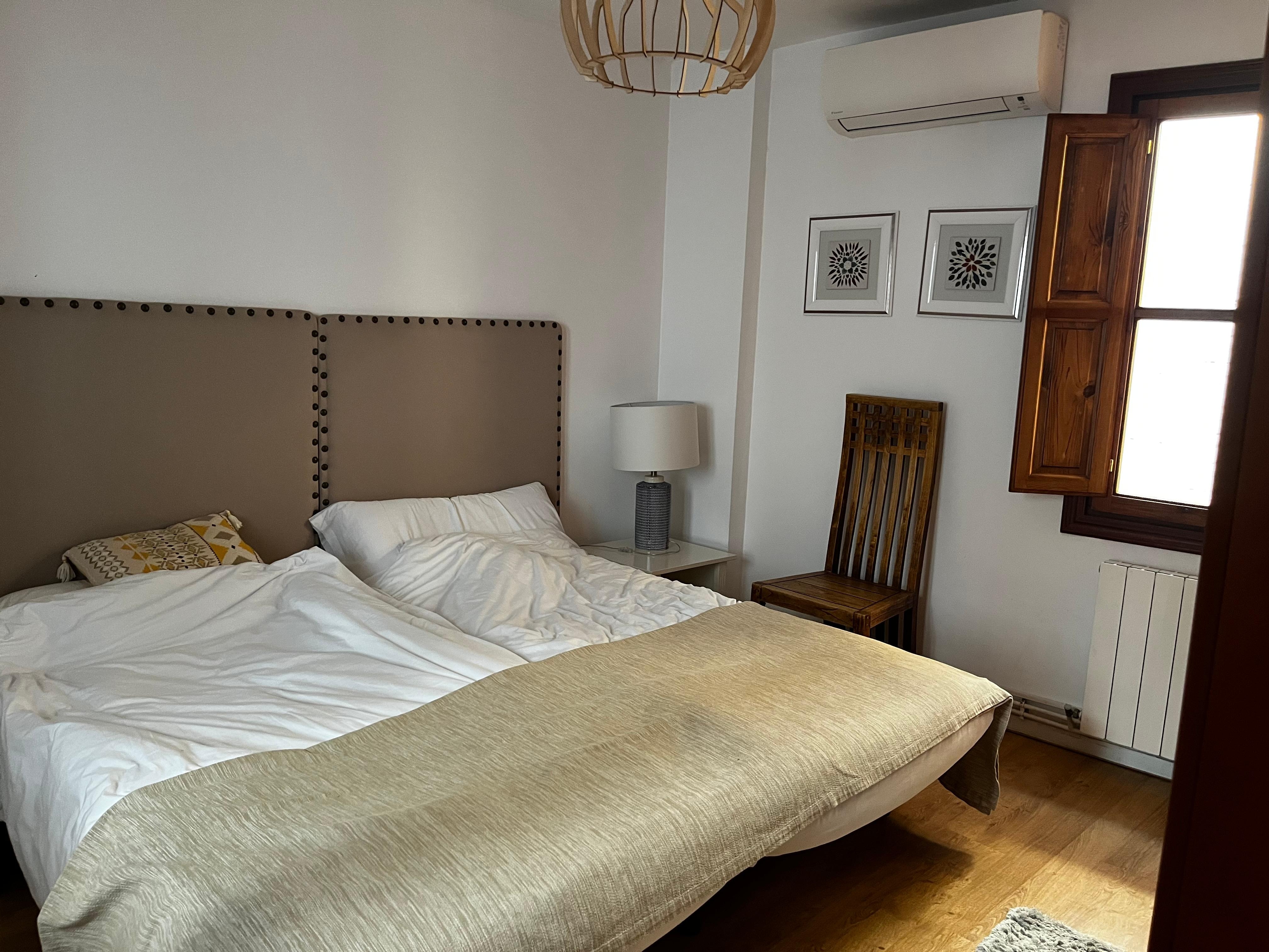 Main bedroom 