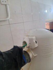 Live current and running water