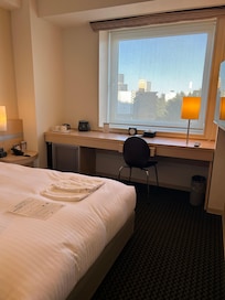 カウンター式のデスクが便利