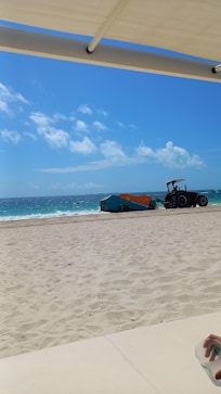 Areia limpa todas as manhãs