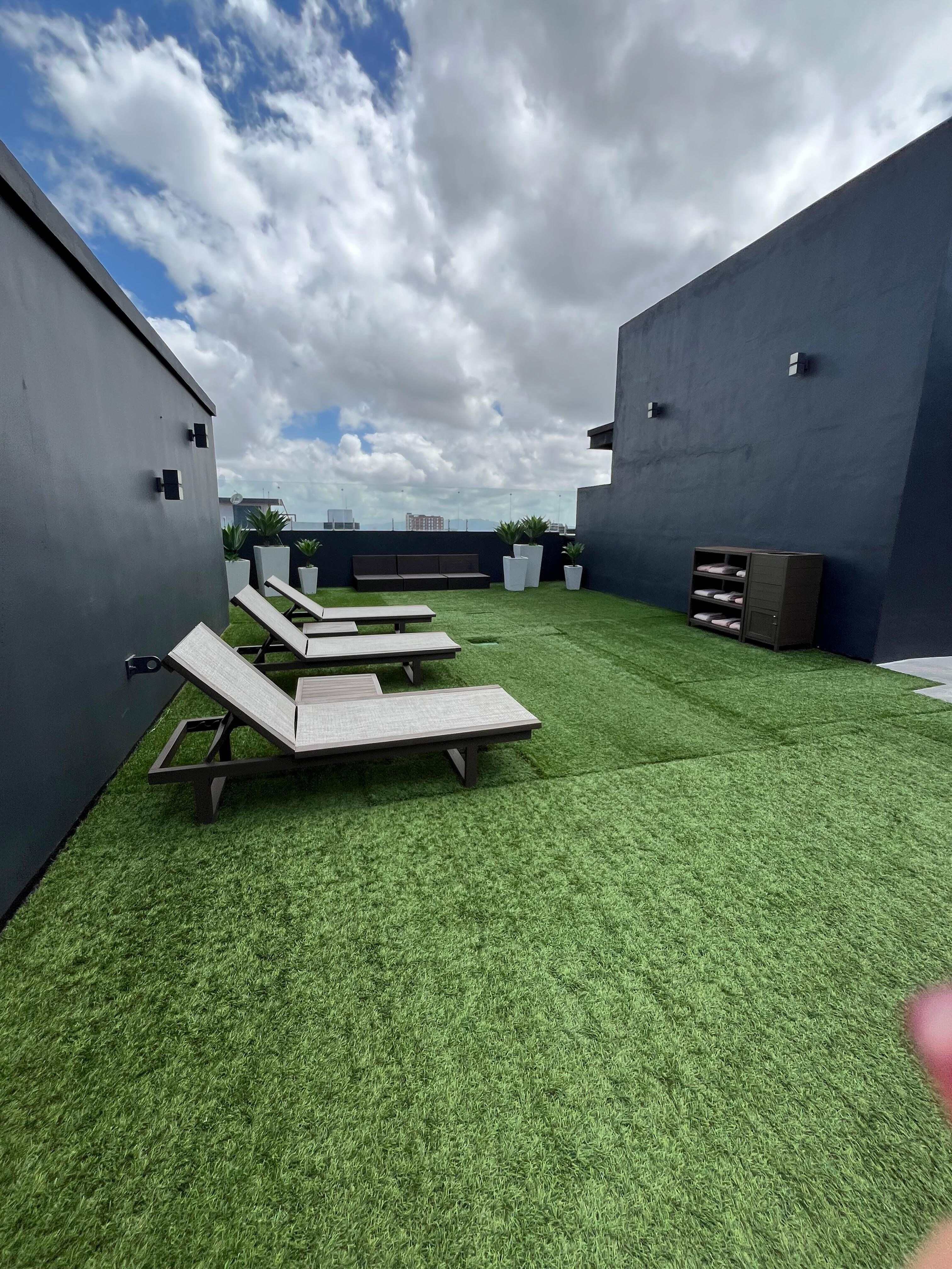 Jacuzzi/terrace area