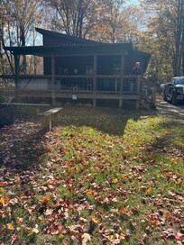 Nicely built cabin. All knotty pine walls and ceilings