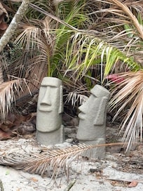 Fun details in the yard