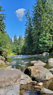 Amazing location, with access to the river.