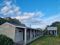 This was a great layout for us, we enjoyed indoor & outdoor seating, plenty of options