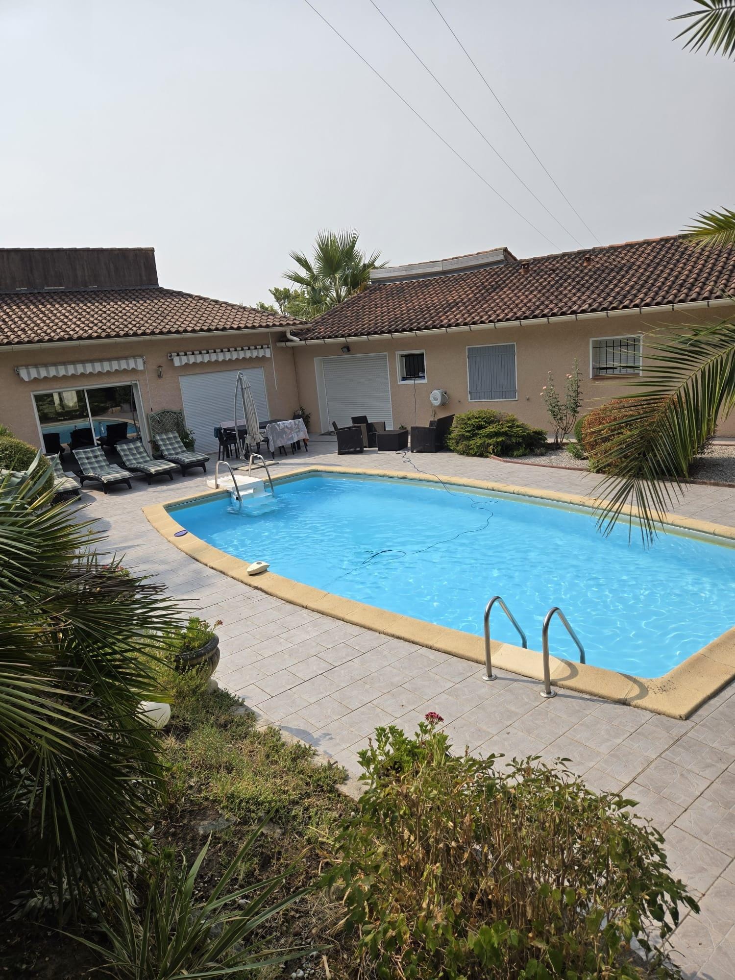 Vue du fond du jardin