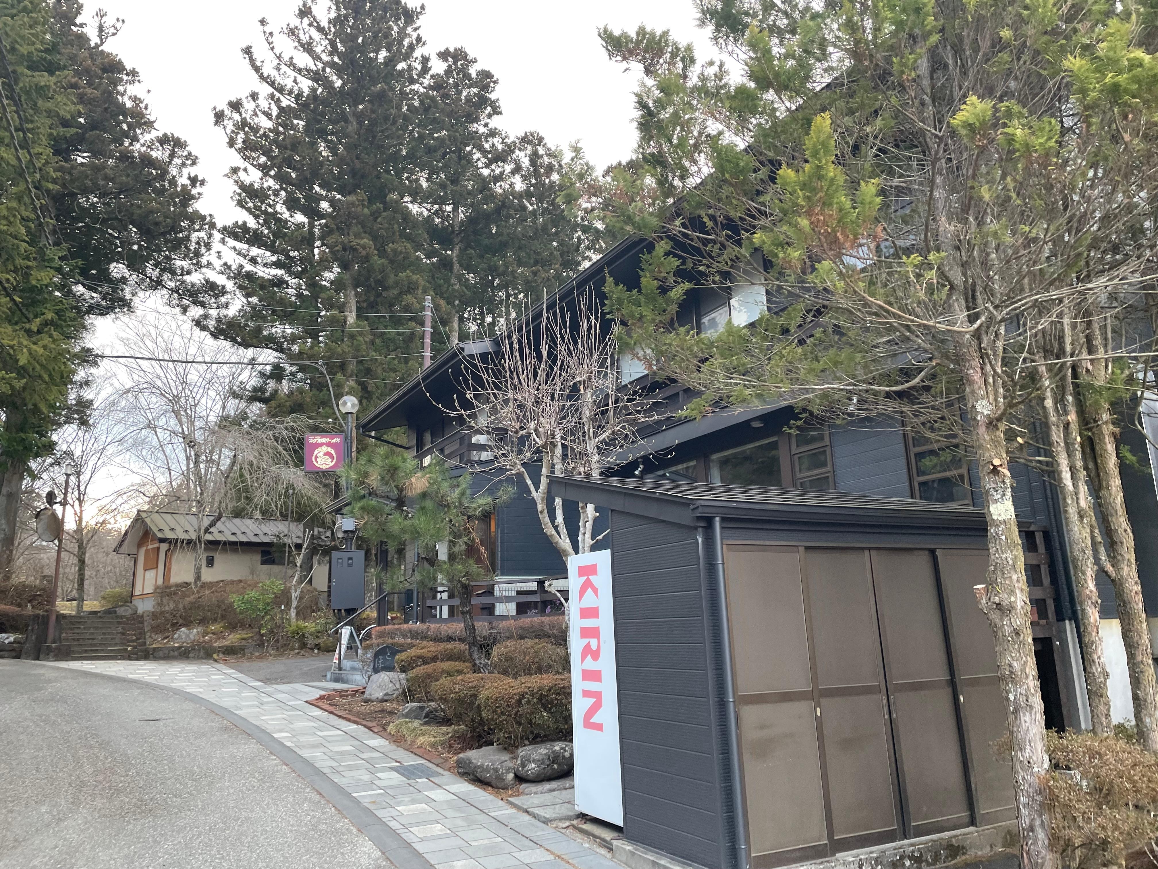 お地蔵さんのさらに奥に観光地があります