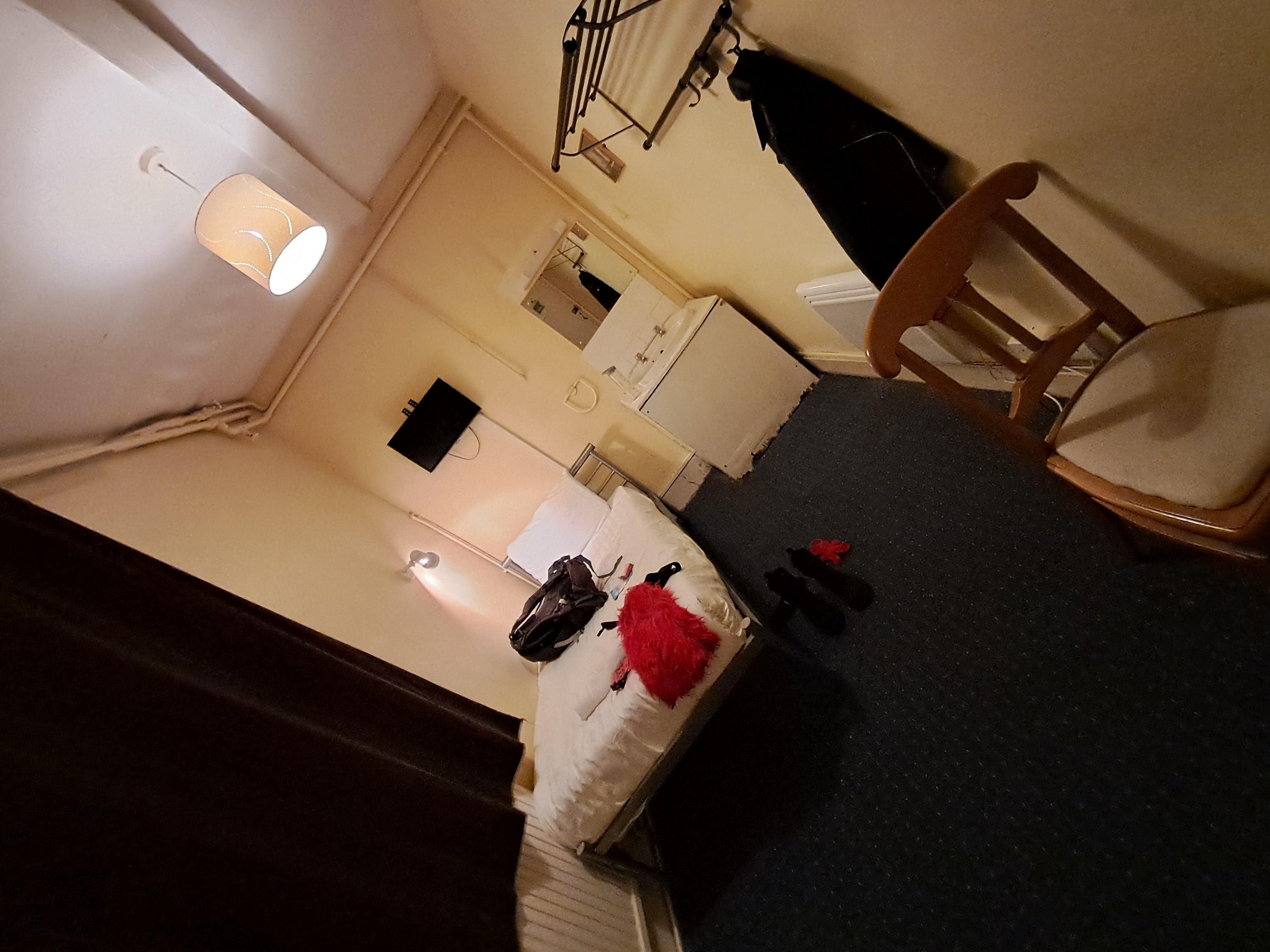 Size of individual room.