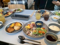 朝食バイキング