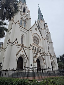 The Catholic Chruch is a must see, gorgeous!!