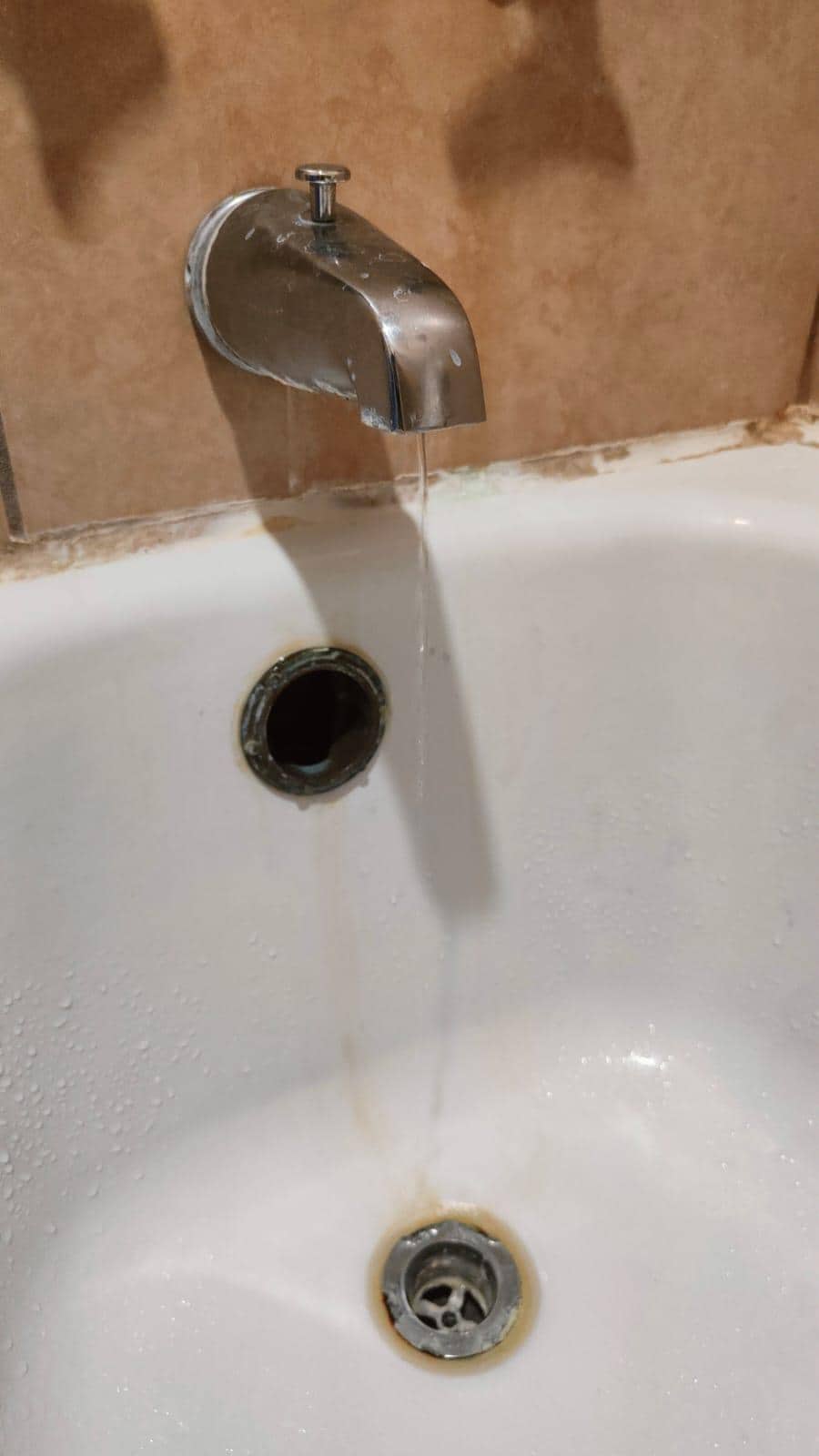 Bathtub was scary and dripping water 