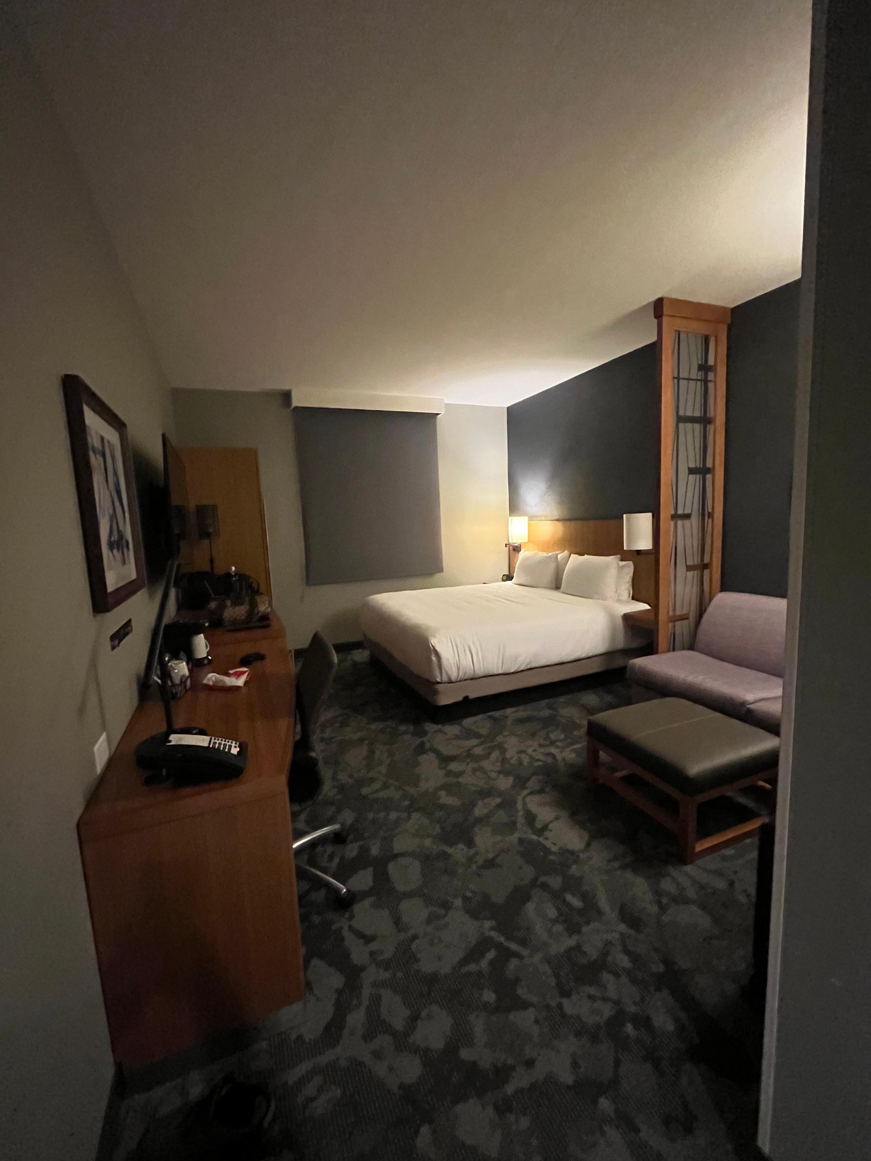 Bedroom was nice and comfortable. Just the doors are very tight . But great room. Great hotel 