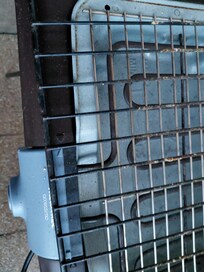 Grill wurde angeboten falls Bedarf, verschmutzt