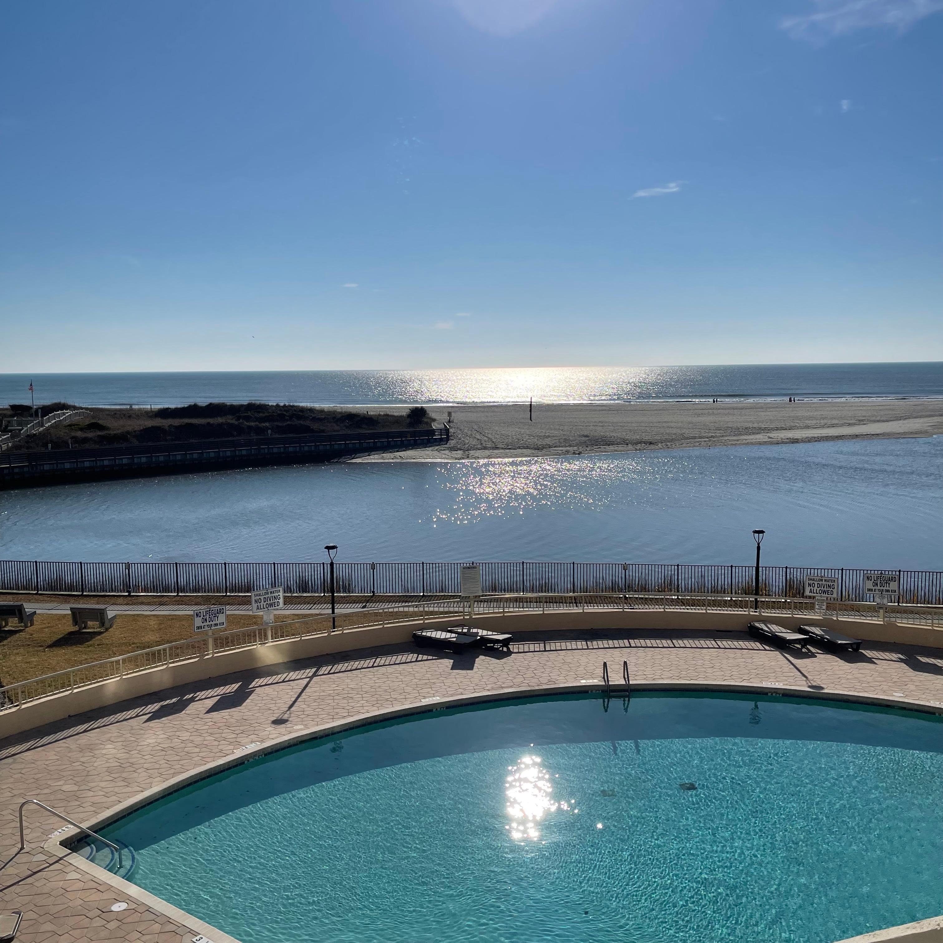 Love the four shades of blue in this December view from the balcony. 