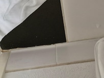 No cleanliness in the tile all around bathroom floor
