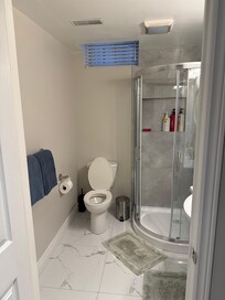 Clean Wahroom