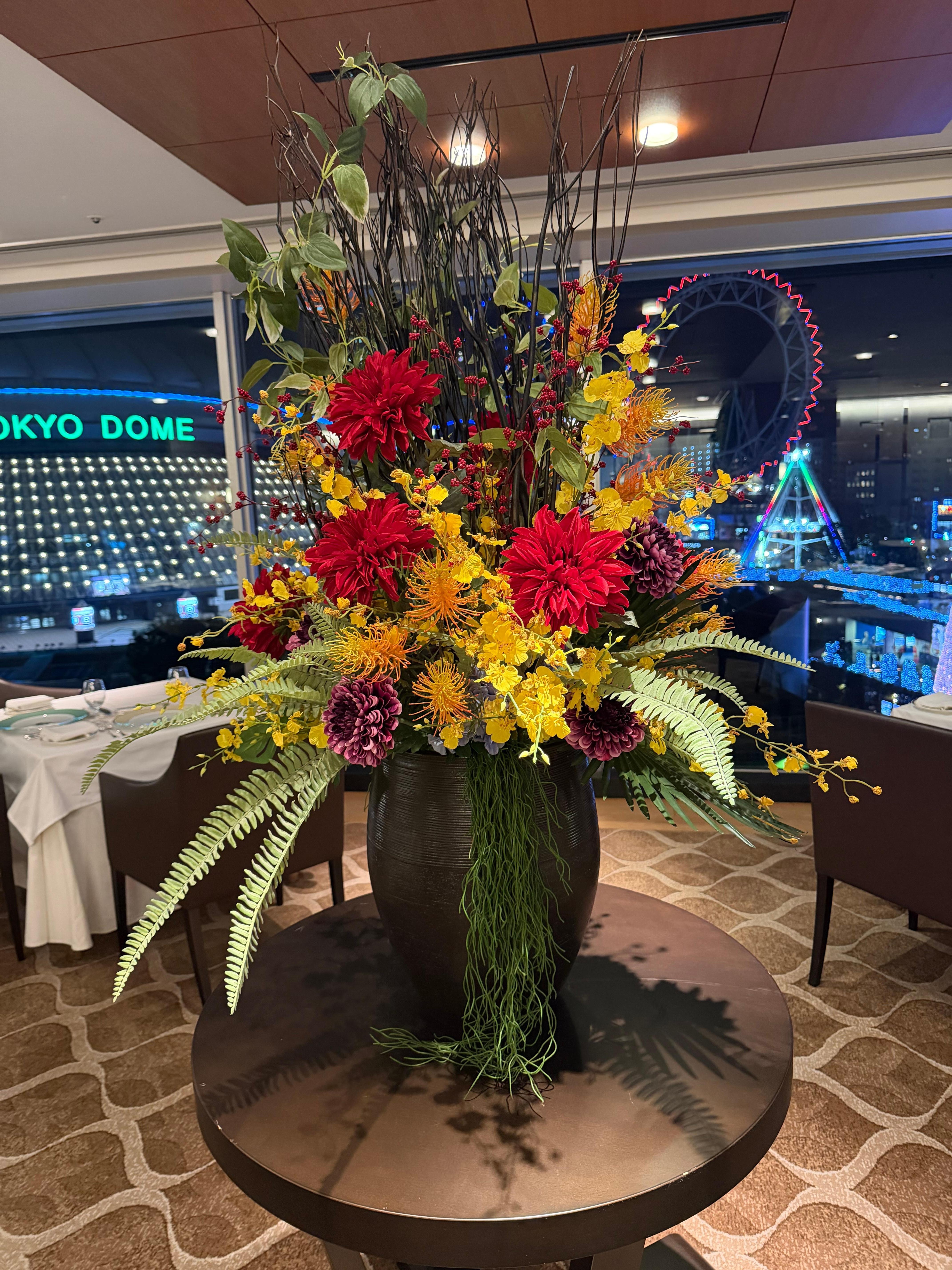 Flower arrangement, Artist’s dining room