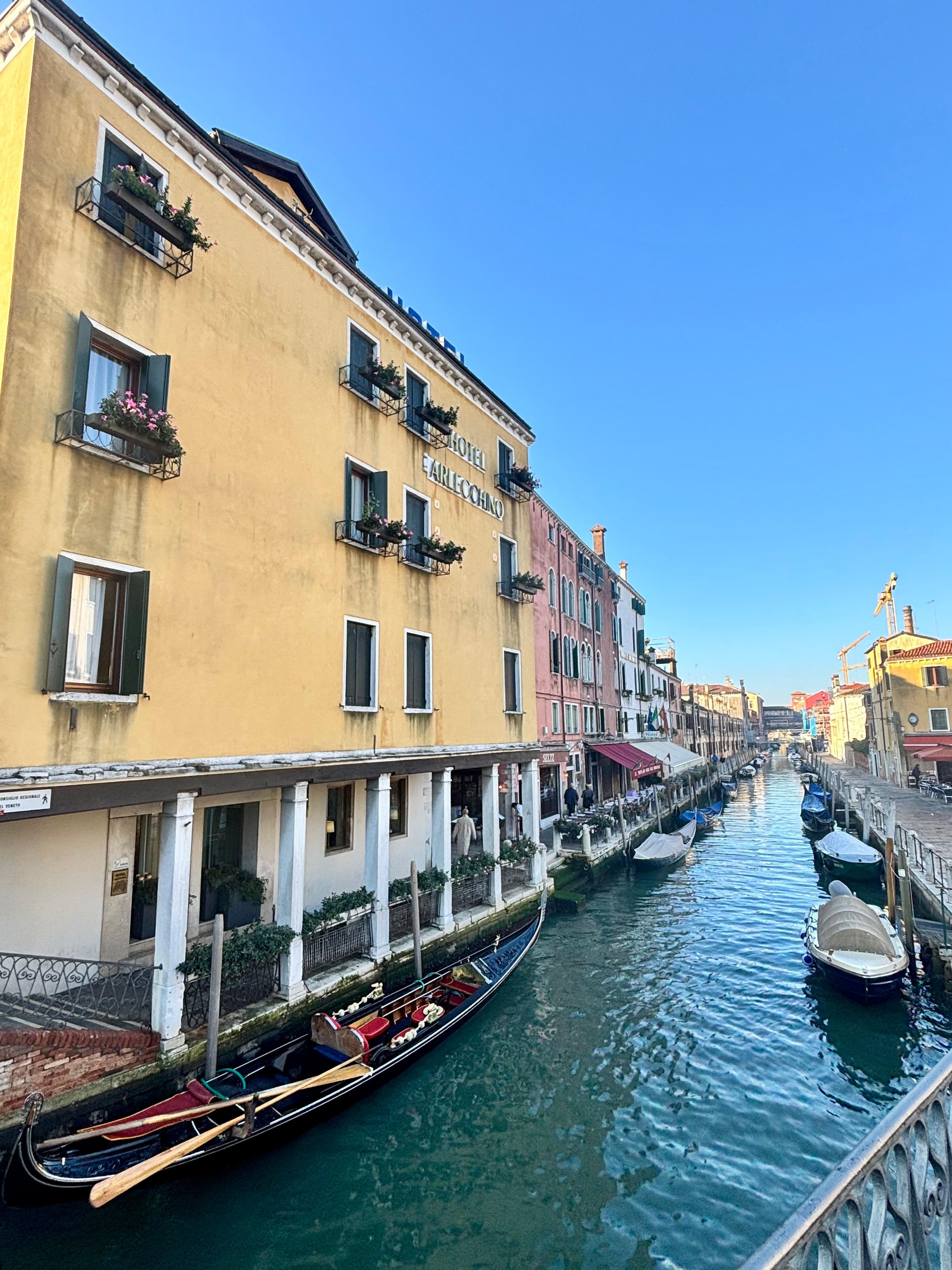 Side view of our Hotel Arlecchino, Venice Italy 🇮🇹 
