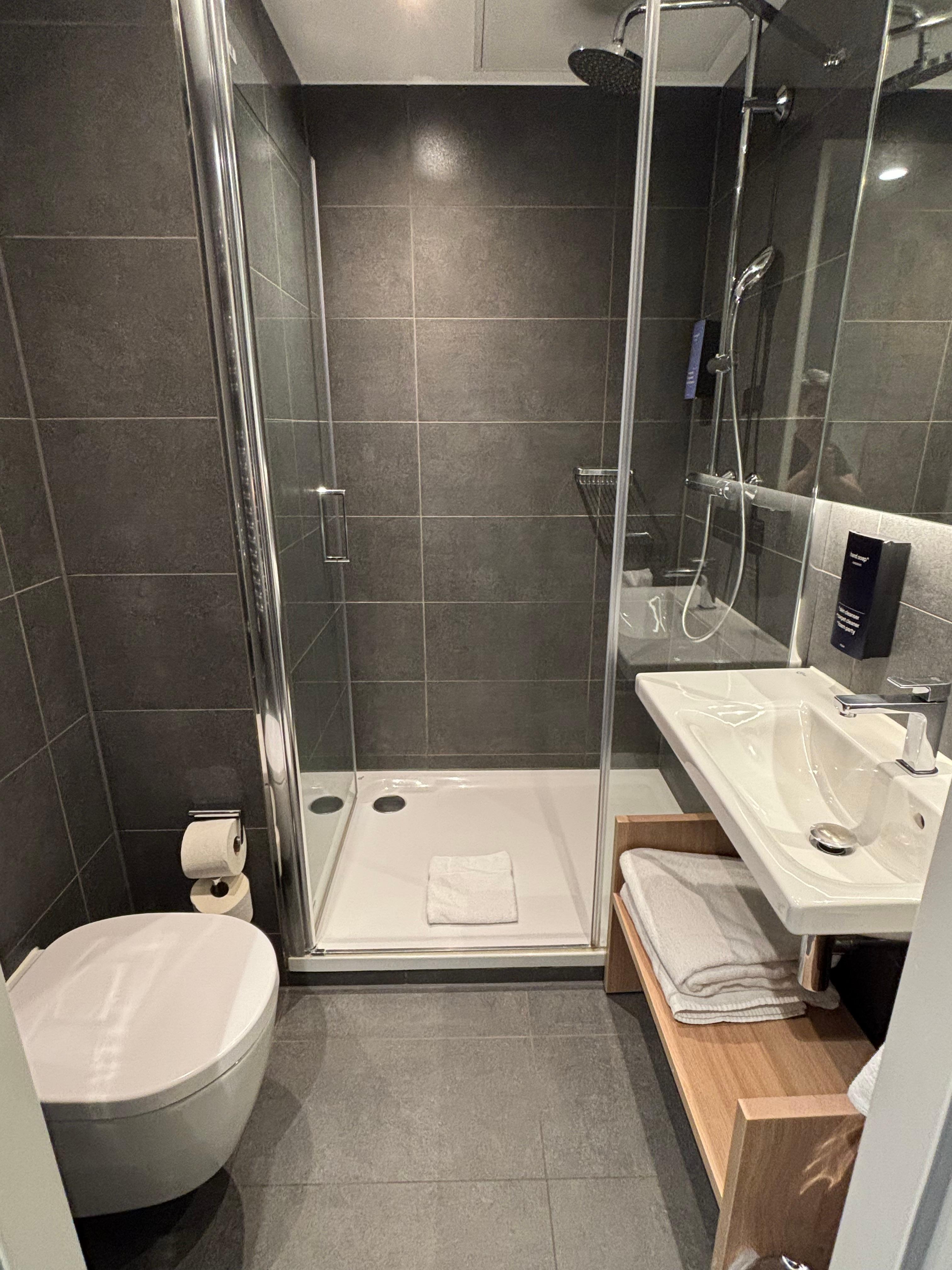 Large shower stall