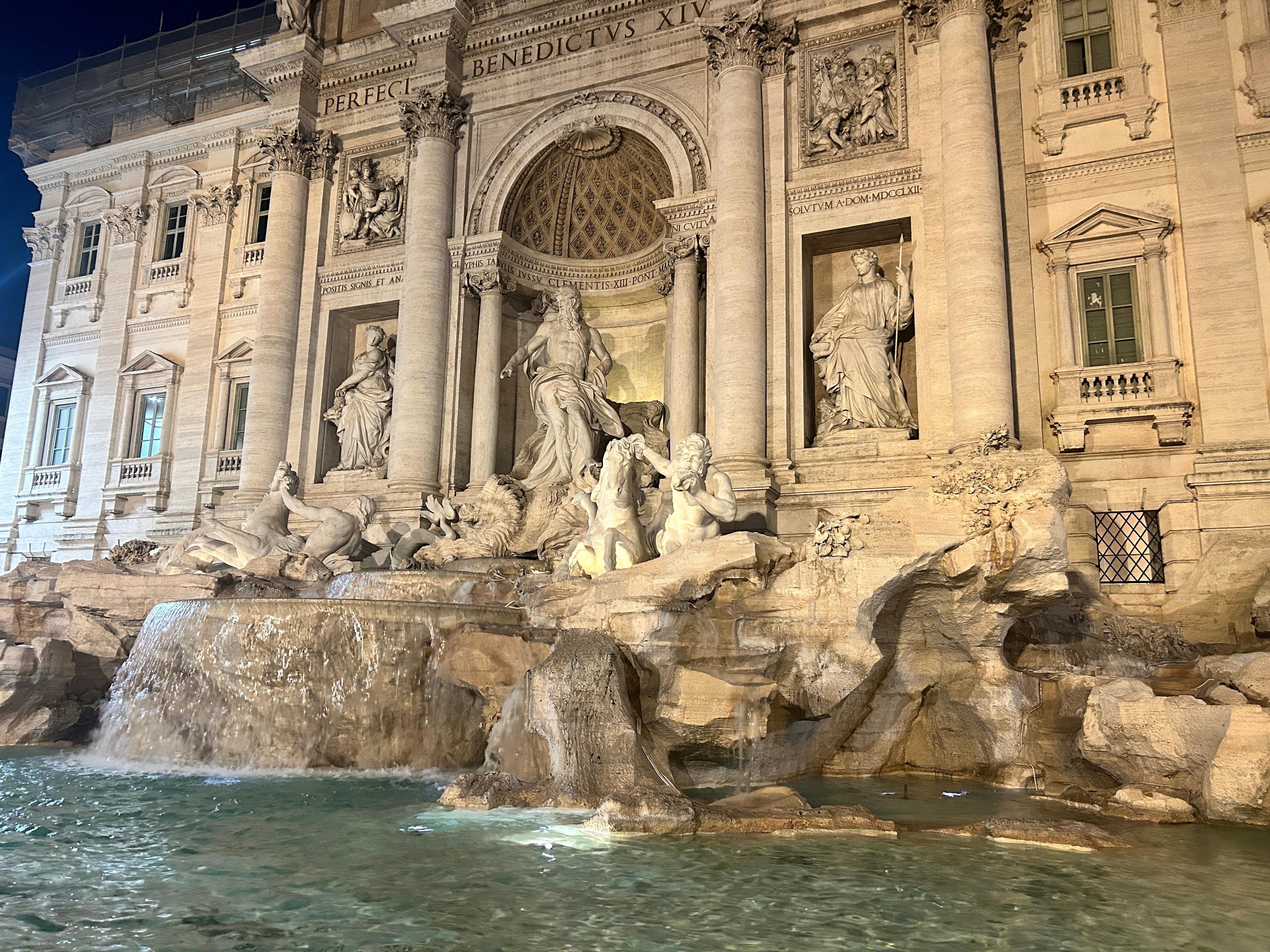 Within walking distance to Trevi Fountain