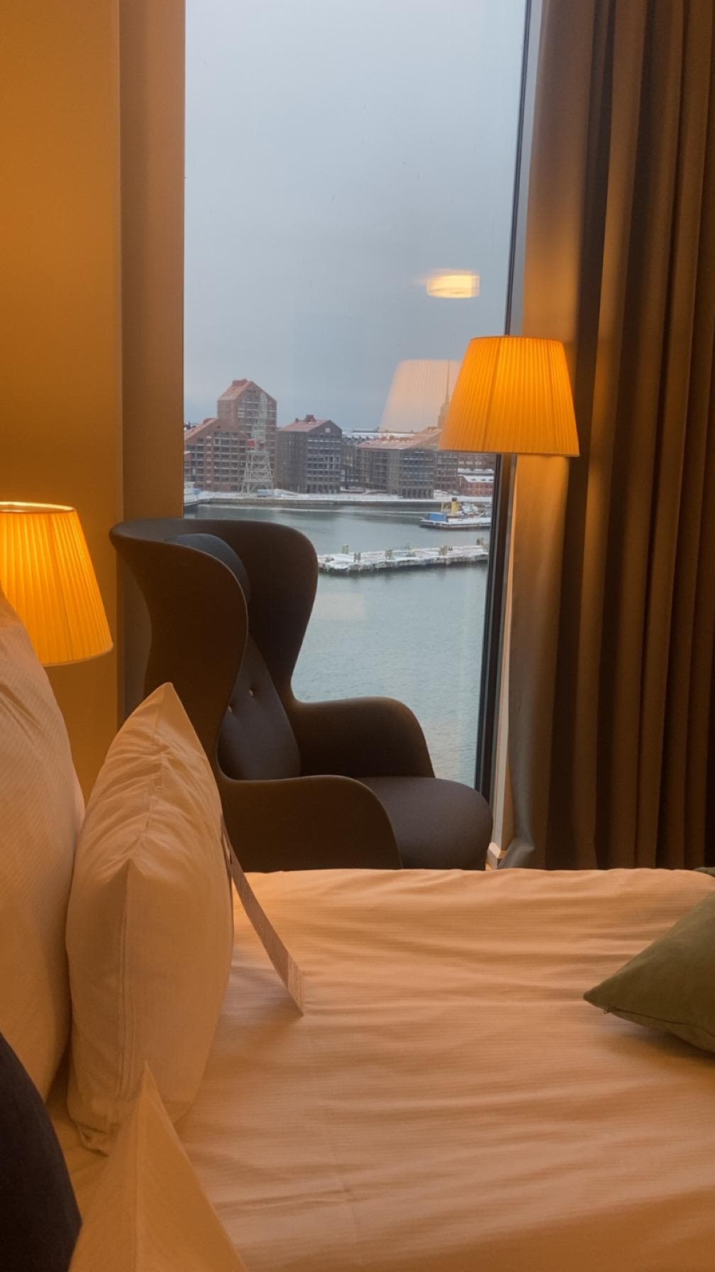 Ausblick aus dem Bett im Superiorroom. 