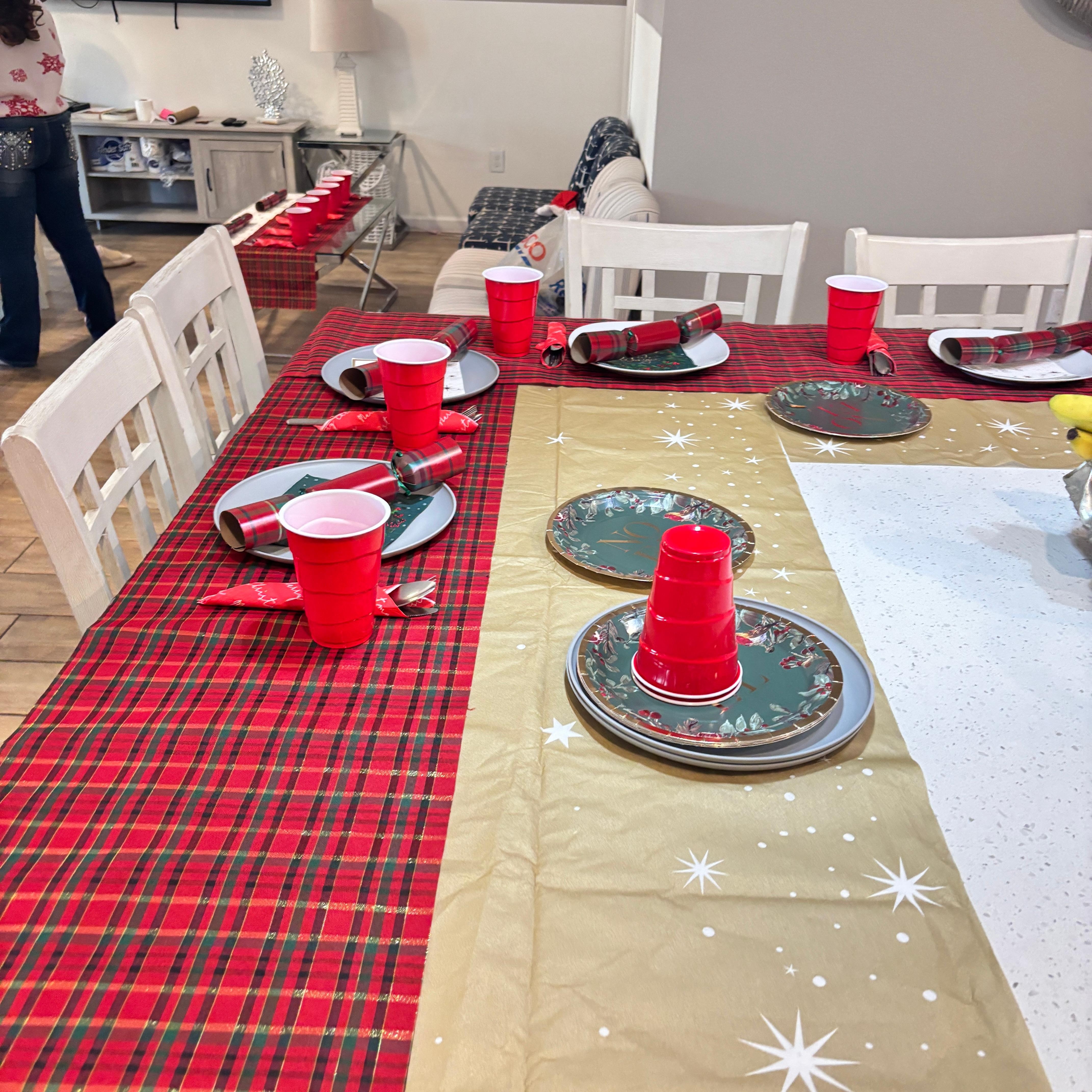 The dinning table on Christmas Day 