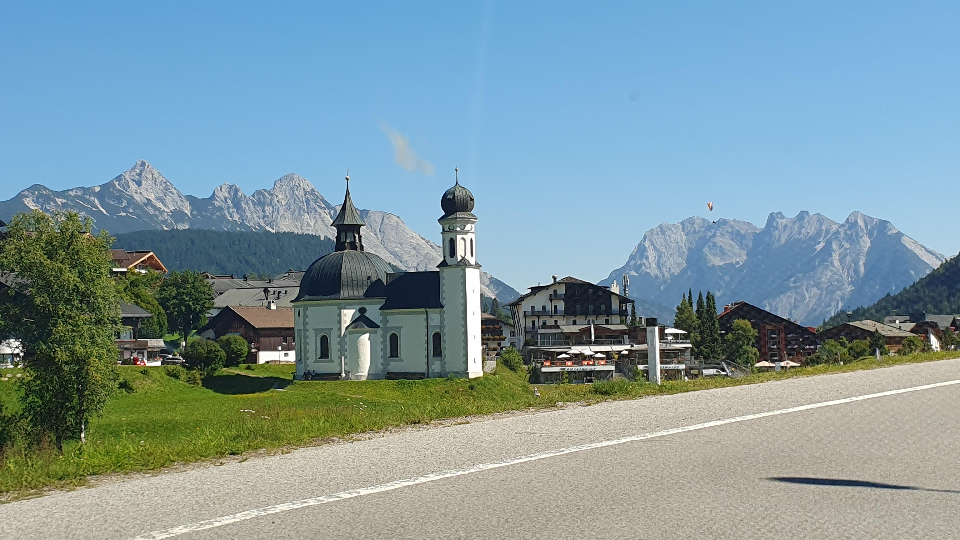 Sød likke kirke tæt på hotellet 