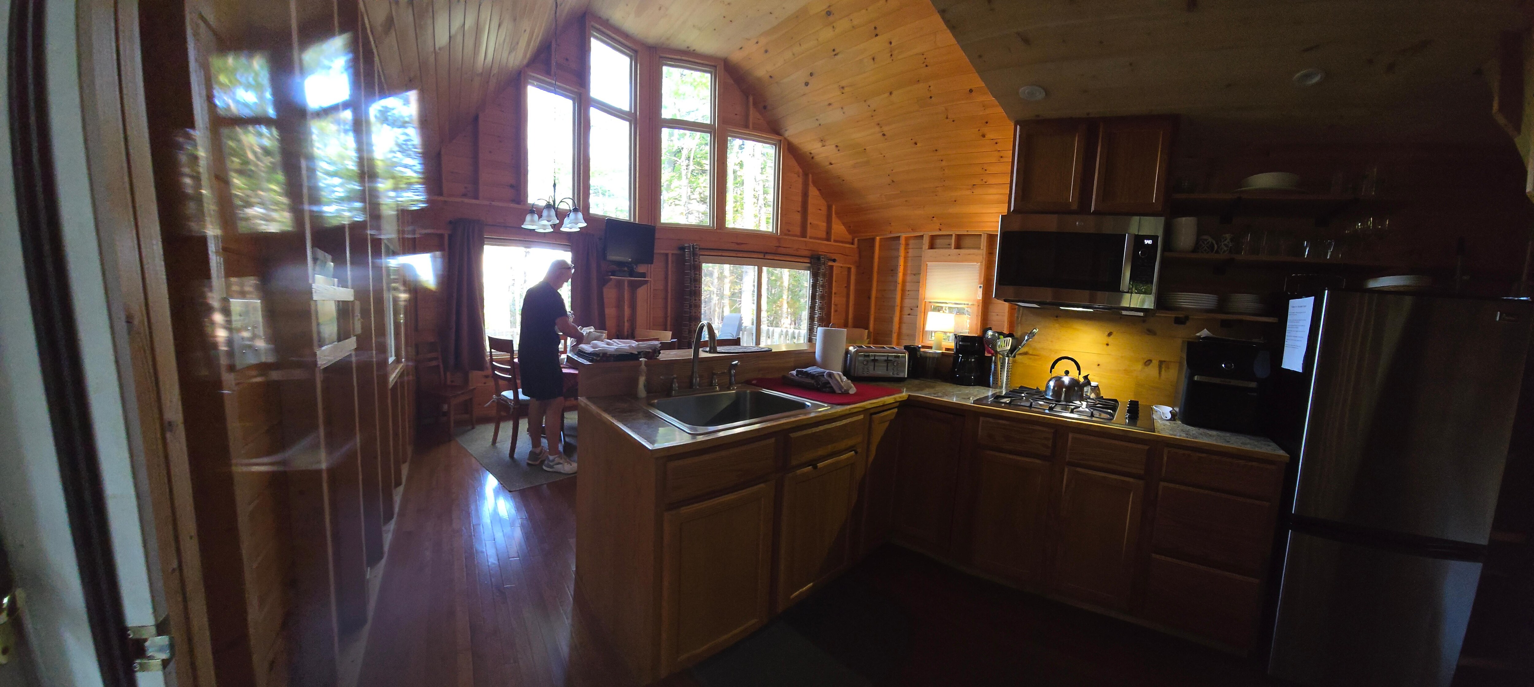 kitchen/LR area