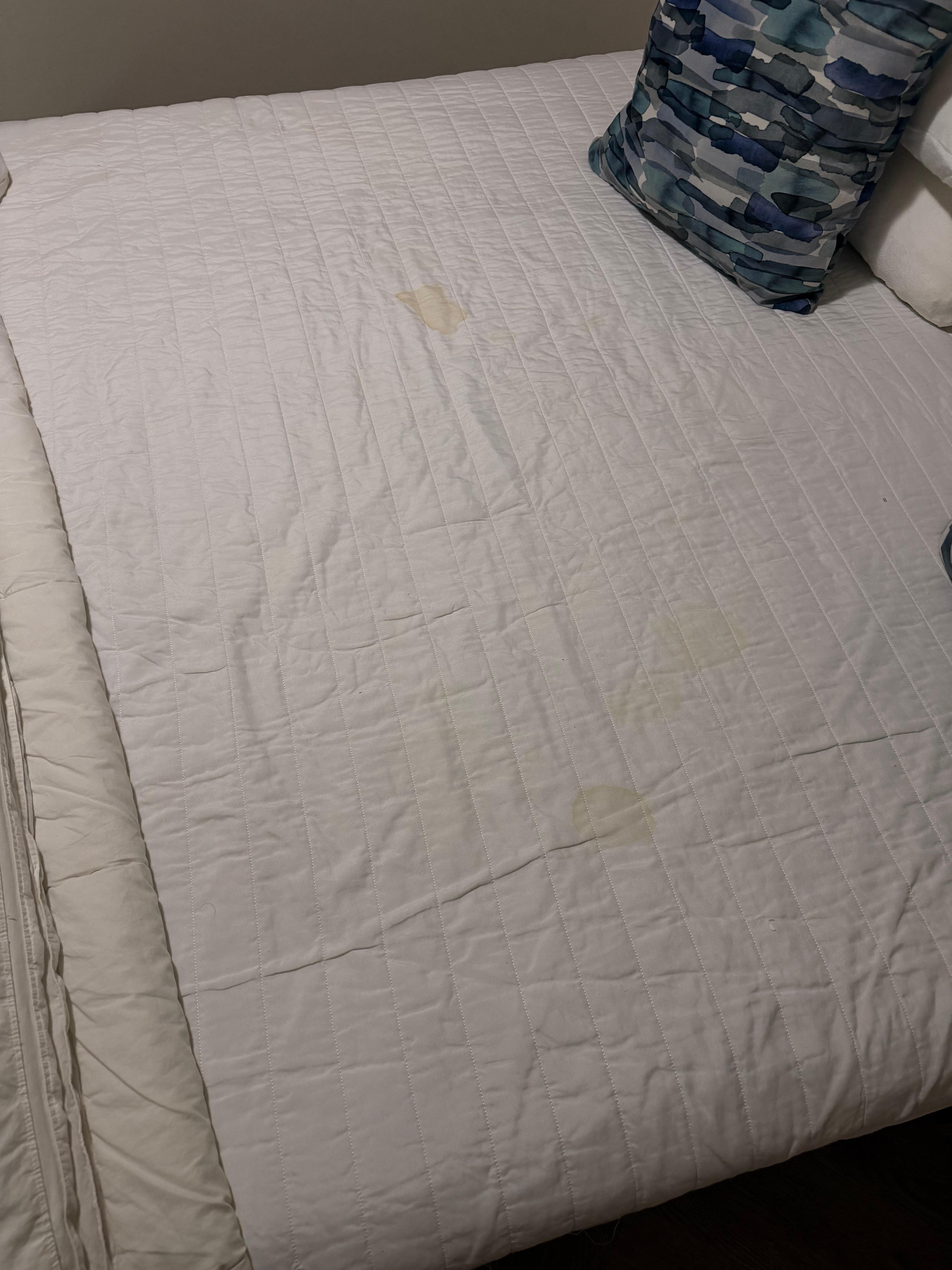 Day 1 dirty room not clean