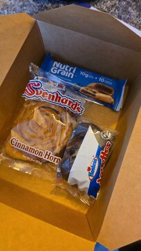 Desayuno???
Hay que indicar que entre semana no hay desayuno