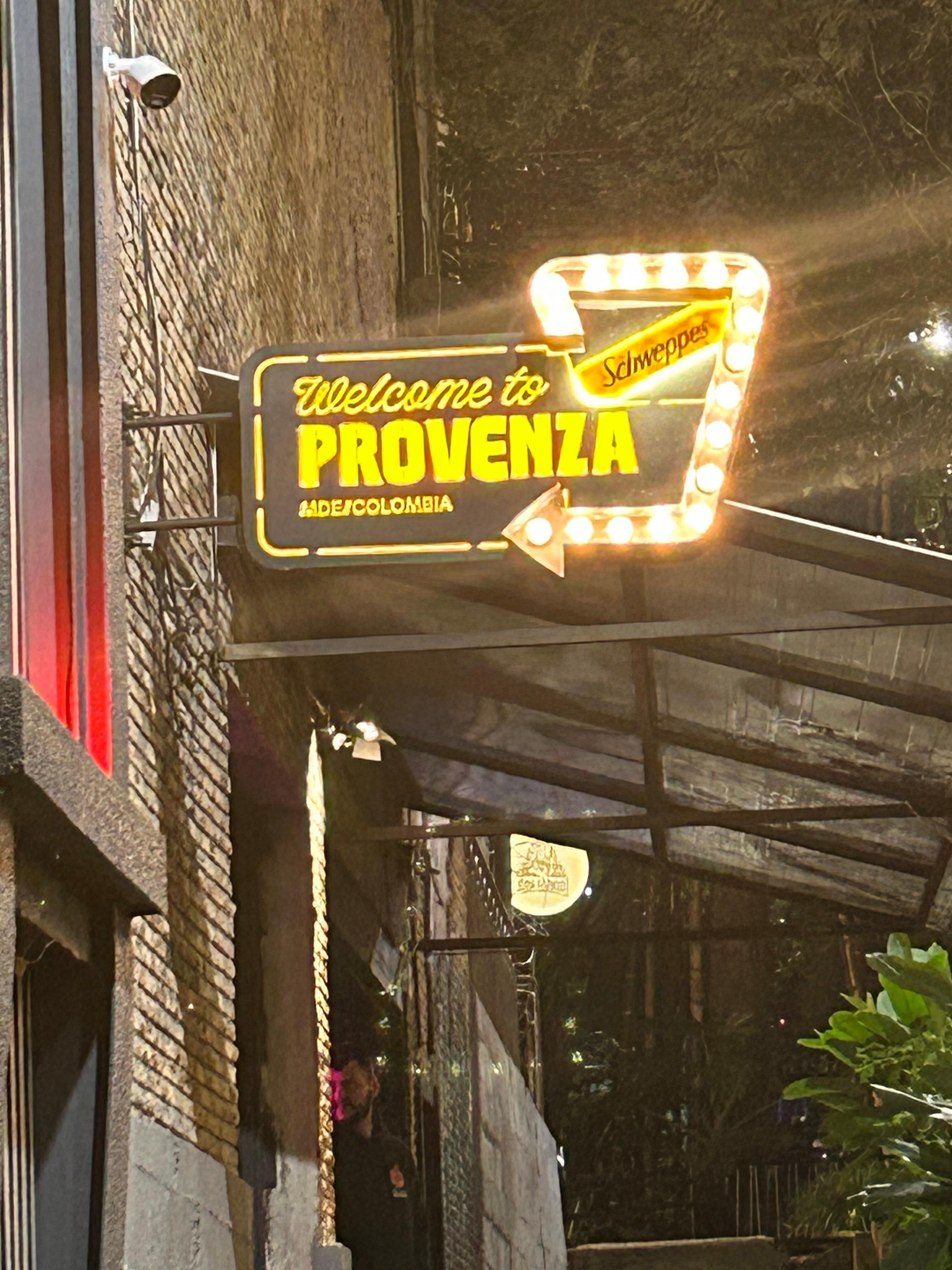 Provenza walking distance 