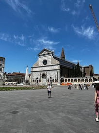 San Lorenzo Piazza at one end of the street, Duomo at the other end