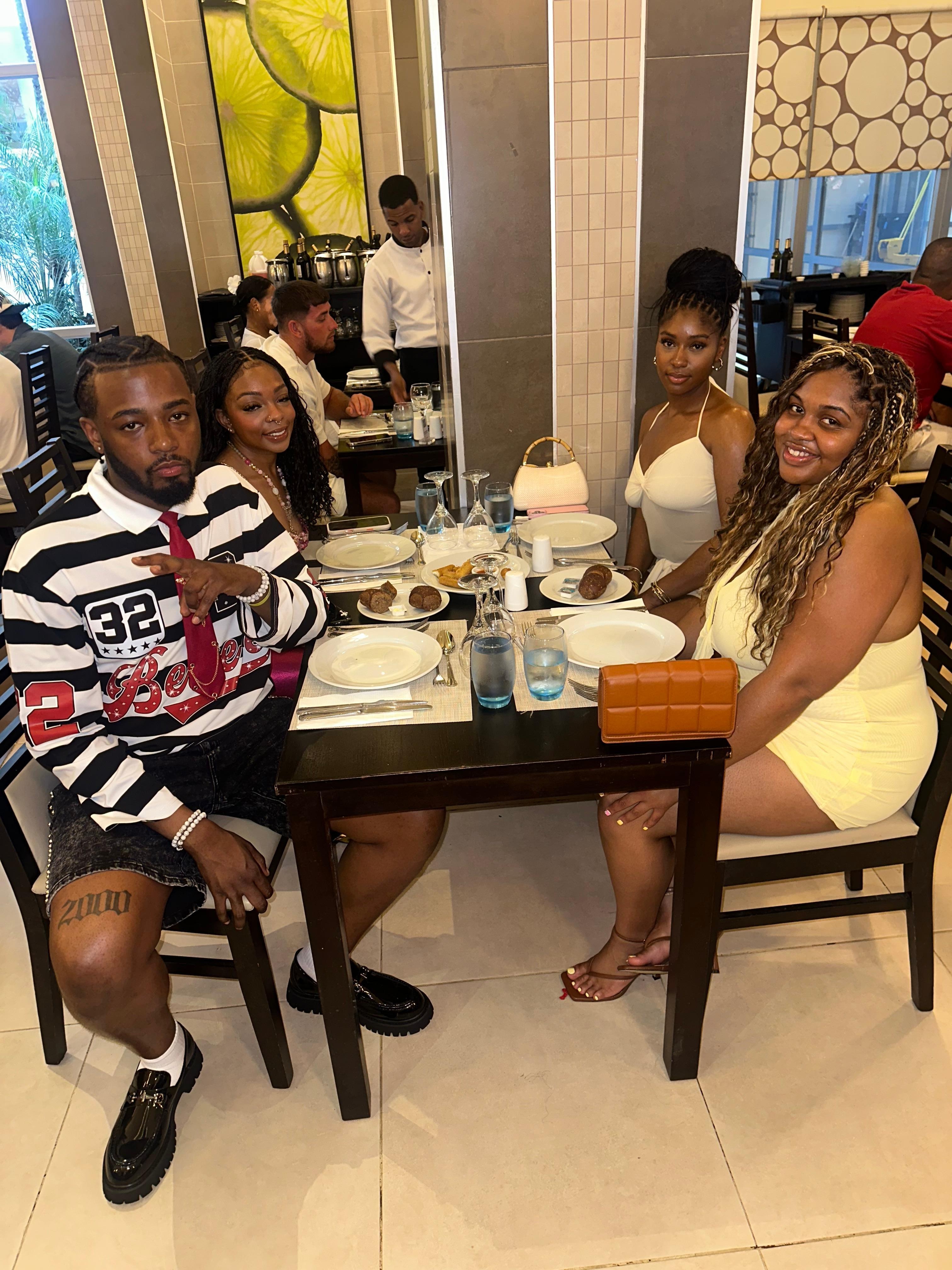 Restaurant at the resort 