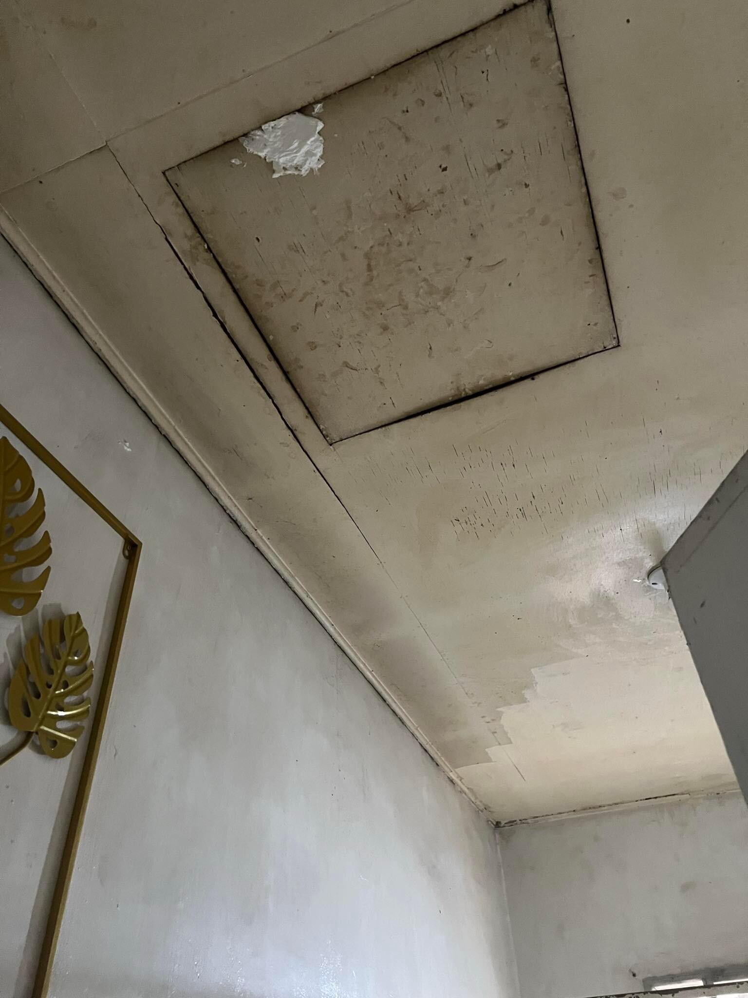 Dirty ceiling