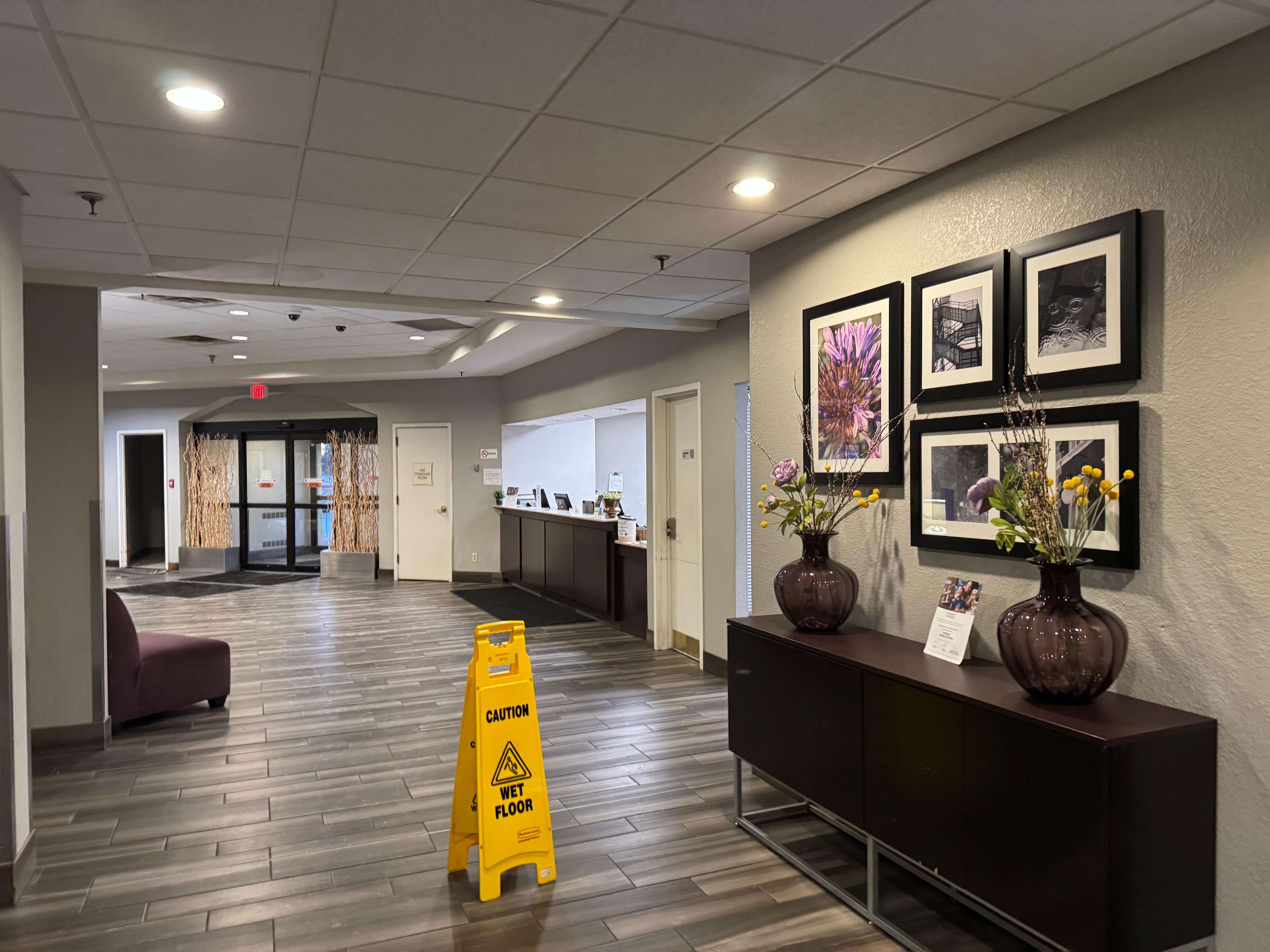 Really nice bathroom, very clean. Spacious.