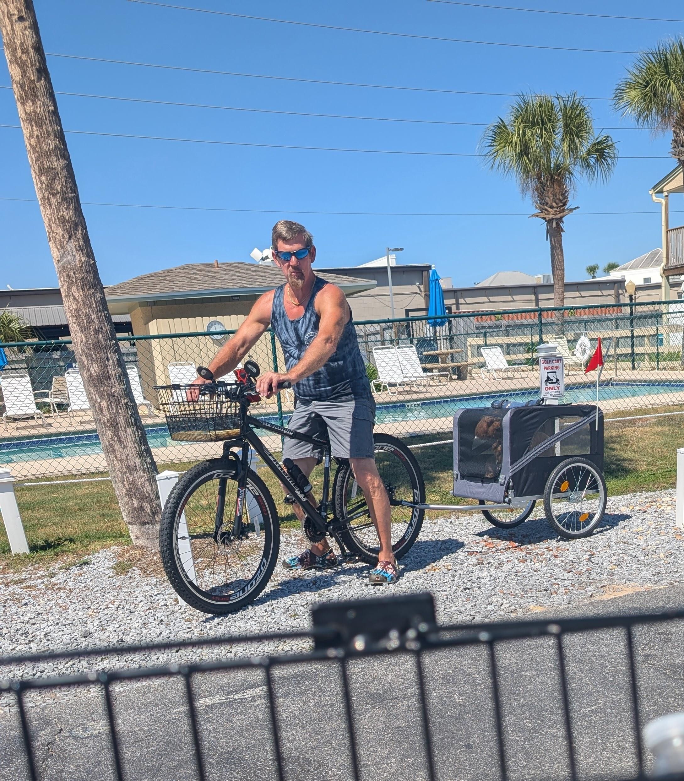 Fun taking the dogs for a bike ride through the resort, no battling traffic on the main roads!