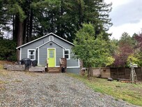 79 Westhaven, beautiful inside and out!