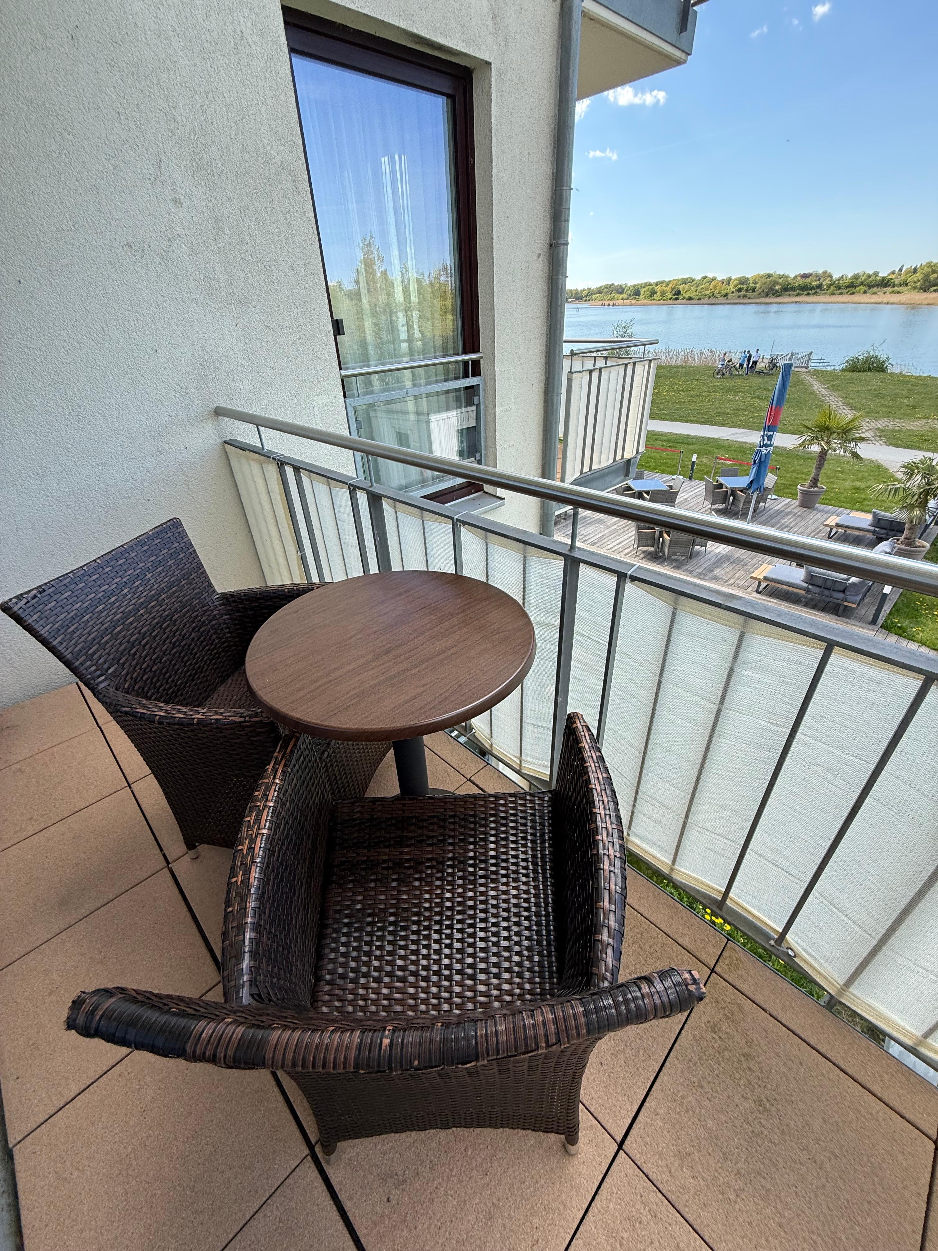 Balkon mit Seeblick