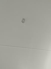 No smoke detector