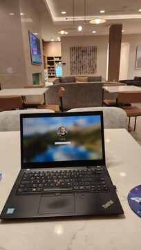 Great being able to work in the lobby! Lots of couches/tables/pillows and good lighting!